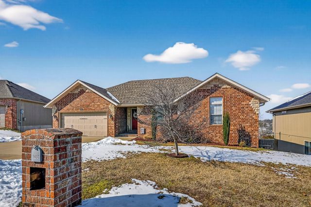 5637 S Lexington Avenue, Springfield, MO 65810