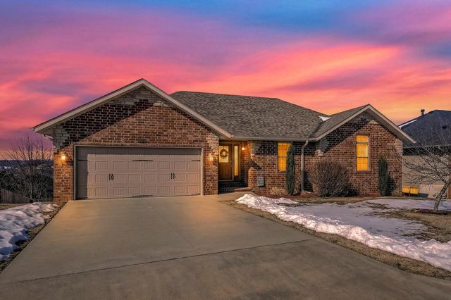 5637 S Lexington Avenue, Springfield, MO 65810