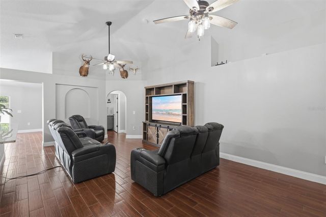 399 FAIRFIELD DRIVE, Sanford, FL 32771