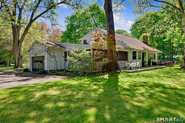 10 Grist Mill Lane, Westport, CT 06880