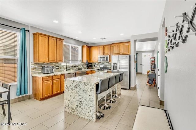 128 W Vuelta Friso, Sahuarita, AZ 85629