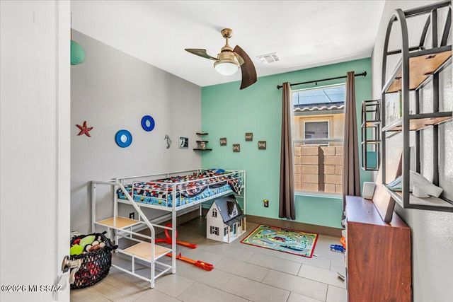 128 W Vuelta Friso, Sahuarita, AZ 85629