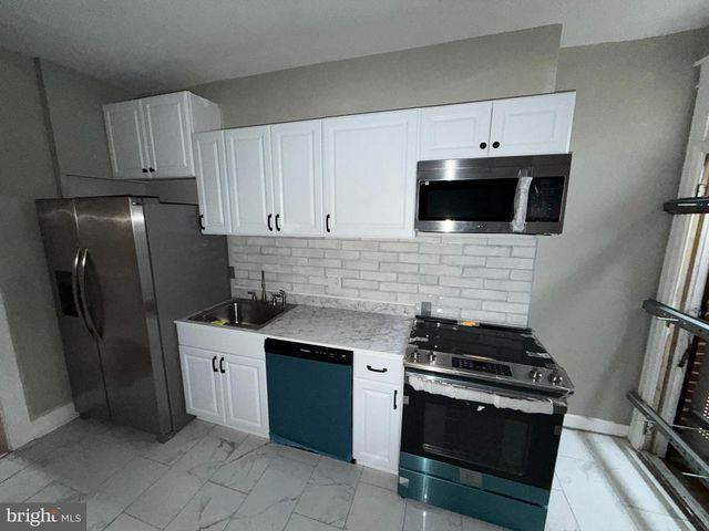 1723 E 32ND ST, Baltimore, MD 21218