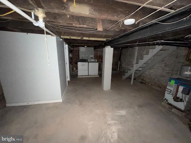 1723 E 32ND ST, Baltimore, MD 21218