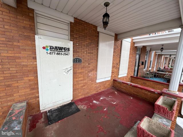 1723 E 32ND ST, Baltimore, MD 21218