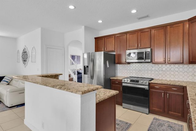 5801 SE Crooked Oak Avenue, Hobe Sound, FL 33455