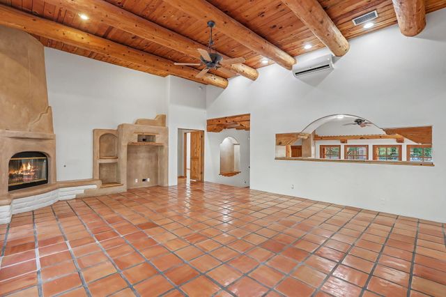 1708 Rusty Road NW, Albuquerque, NM 87114