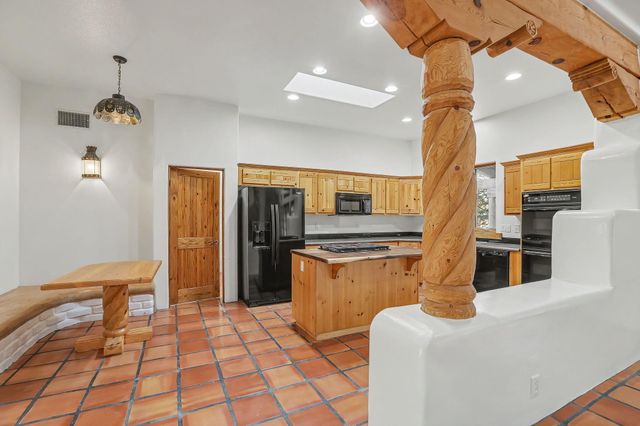 1708 Rusty Road NW, Albuquerque, NM 87114
