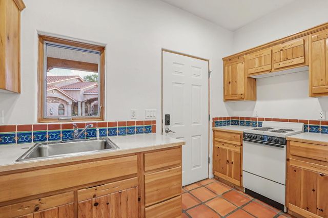 1708 Rusty Road NW, Albuquerque, NM 87114