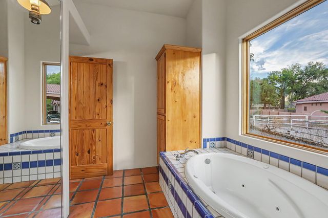 1708 Rusty Road NW, Albuquerque, NM 87114