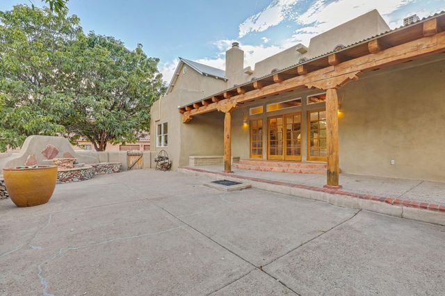 1708 Rusty Road NW, Albuquerque, NM 87114