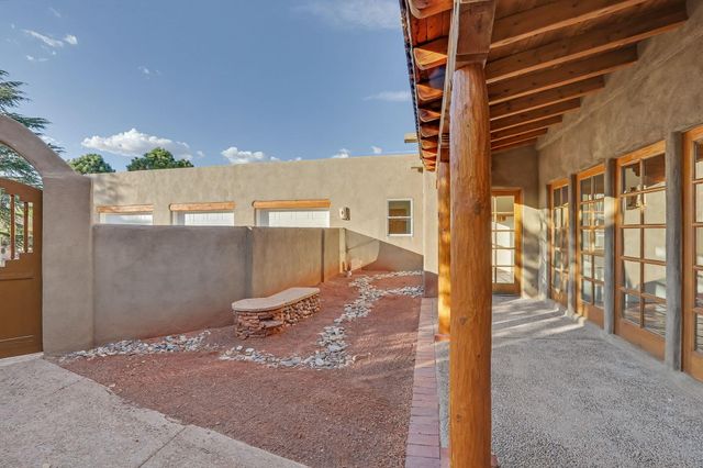 1708 Rusty Road NW, Albuquerque, NM 87114