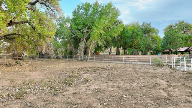 1708 Rusty Road NW, Albuquerque, NM 87114