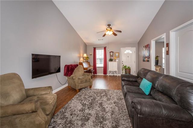 64 Brittany Court 15, Jasper, GA 30143