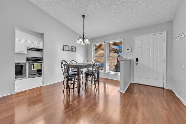 2912 Southpark Lane, Fort Worth, TX 76133