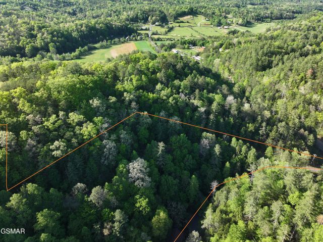 15 Sunset Road, Sevierville, TN 37862