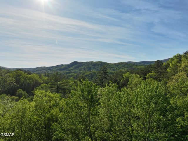 15 Sunset Road, Sevierville, TN 37862