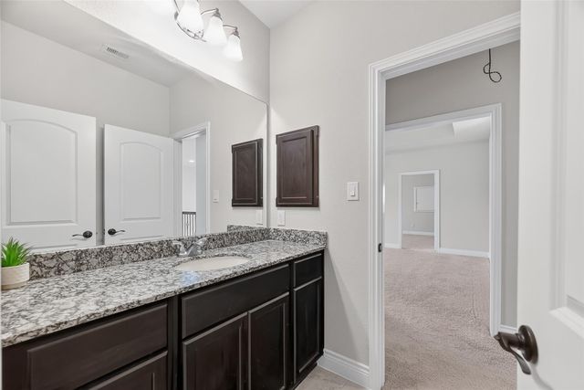 1919 Cayman Bend Lane, Pearland, TX 77584