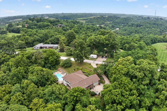 6805 Shadowlawn Drive, Alexandria, KY 41001