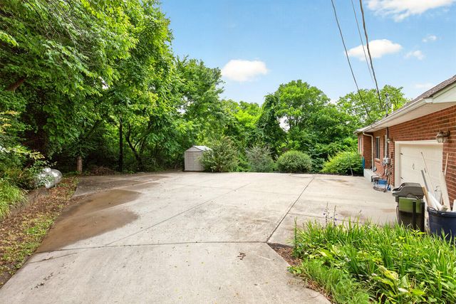 6805 Shadowlawn Drive, Alexandria, KY 41001