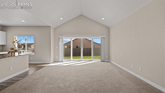 2402 Sunrise Lane, Pueblo, CO 81008