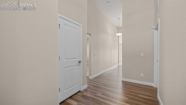 2402 Sunrise Lane, Pueblo, CO 81008