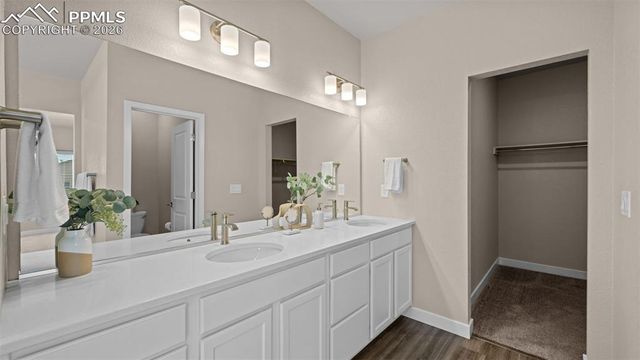 2402 Sunrise Lane, Pueblo, CO 81008