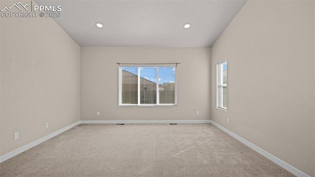 2402 Sunrise Lane, Pueblo, CO 81008