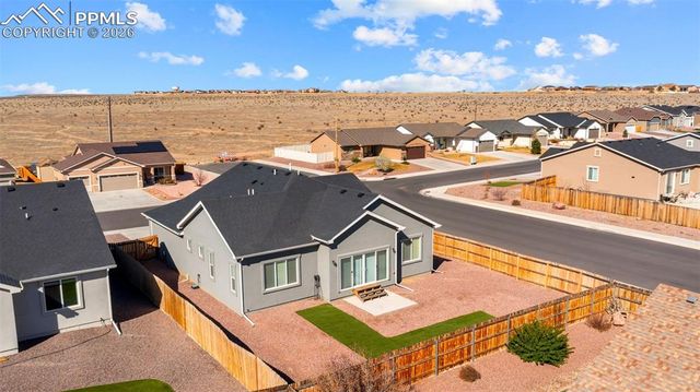 2402 Sunrise Lane, Pueblo, CO 81008