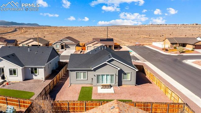 2402 Sunrise Lane, Pueblo, CO 81008