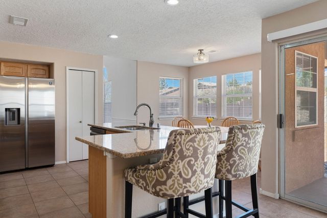 5112 Rae Court NE, Rio Rancho, NM 87144