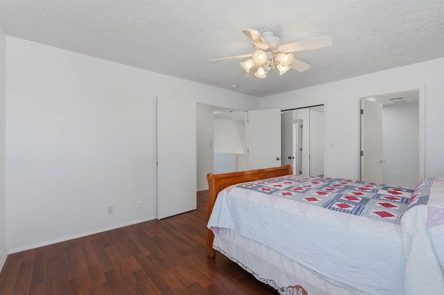 5112 Rae Court NE, Rio Rancho, NM 87144