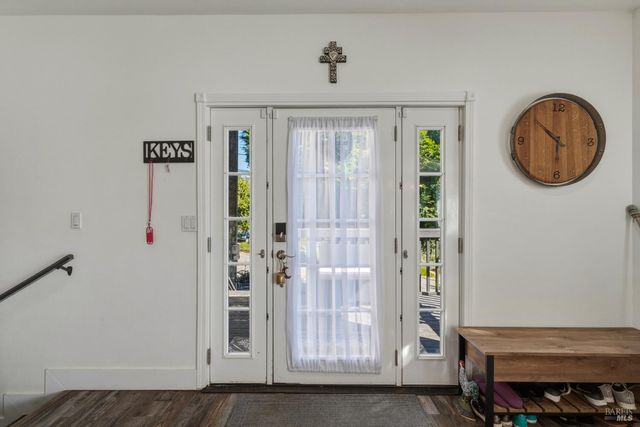 3310 Riviera West Dr, Kelseyville, CA 95451