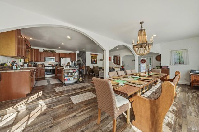 3310 Riviera West Dr, Kelseyville, CA 95451