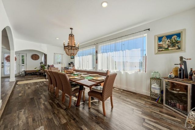 3310 Riviera West Dr, Kelseyville, CA 95451
