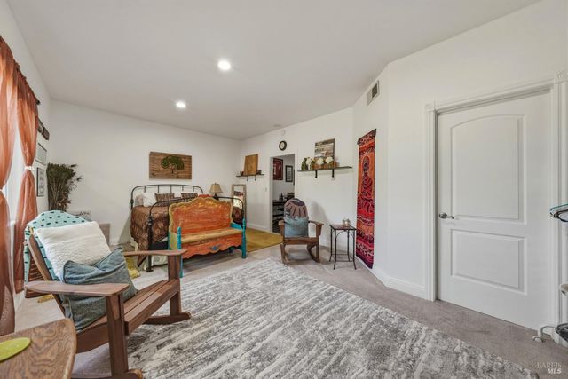 3310 Riviera West Dr, Kelseyville, CA 95451
