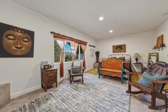 3310 Riviera West Dr, Kelseyville, CA 95451