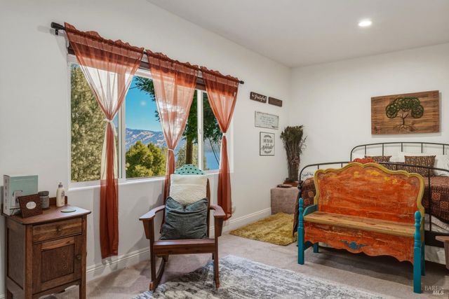 3310 Riviera West Dr, Kelseyville, CA 95451