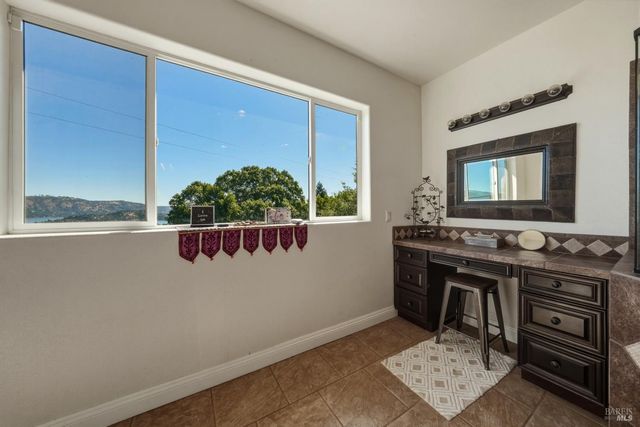 3310 Riviera West Dr, Kelseyville, CA 95451