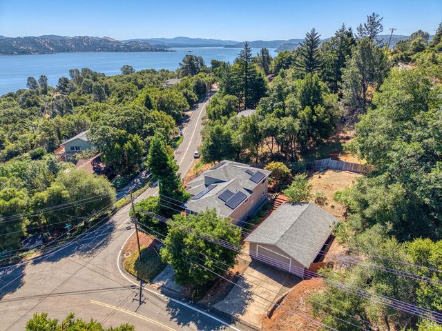 3310 Riviera West Dr, Kelseyville, CA 95451