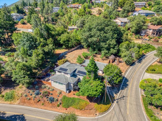 3310 Riviera West Dr, Kelseyville, CA 95451
