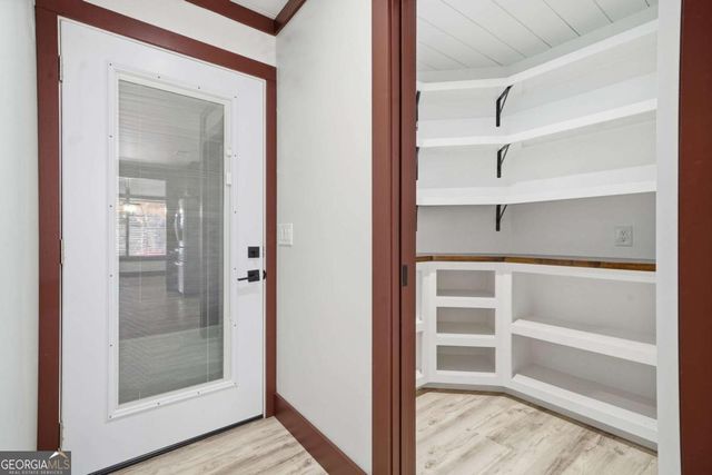 108 Arbor Hills Road N, Talking Rock, GA 30175