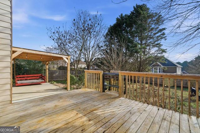 108 Arbor Hills Road N, Talking Rock, GA 30175