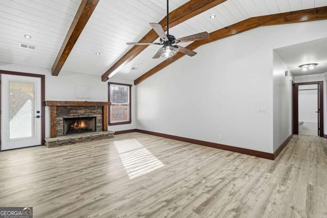 108 Arbor Hills Road N, Talking Rock, GA 30175