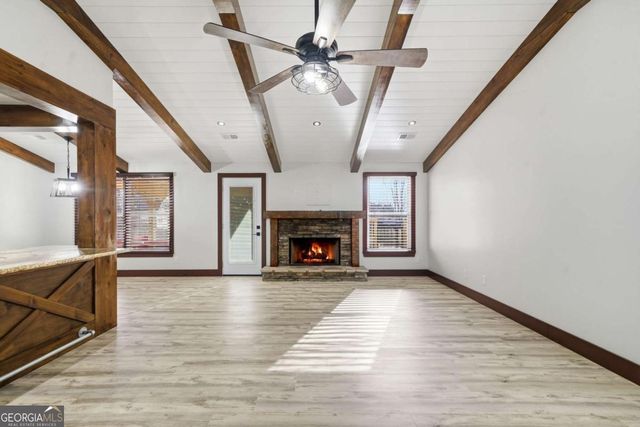 108 Arbor Hills Road N, Talking Rock, GA 30175