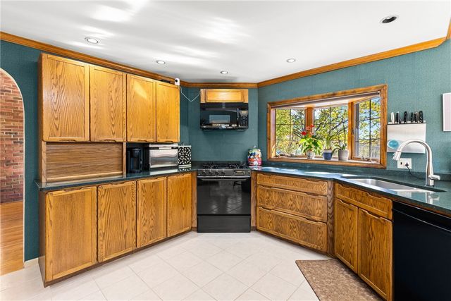 135 Orchard Park Boulevard, Irondequoit, NY 14609