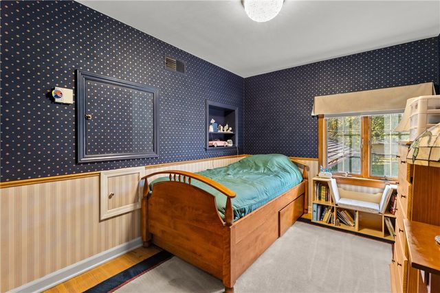 135 Orchard Park Boulevard, Irondequoit, NY 14609