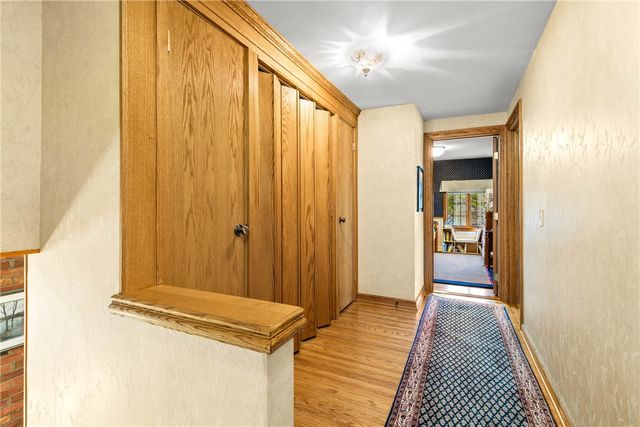 135 Orchard Park Boulevard, Irondequoit, NY 14609