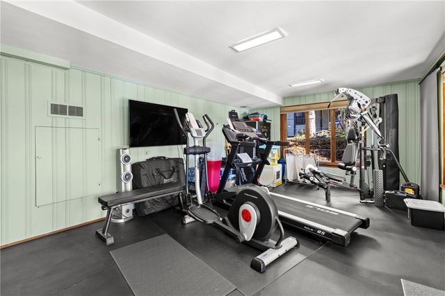 135 Orchard Park Boulevard, Irondequoit, NY 14609