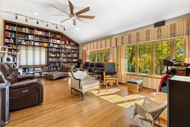 135 Orchard Park Boulevard, Irondequoit, NY 14609